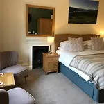 May Cottage B&B 3*