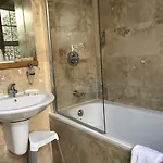 May Cottage B&B Panzió 3*