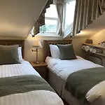 Panzió May Cottage B&B 3*