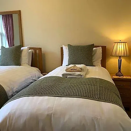 May Cottage B&B B&B 3*