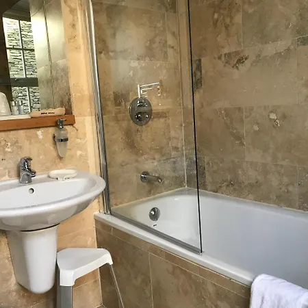 Alojamento de Acomodação e Pequeno-almoço May Cottage B&B Bowness-on-Windermere