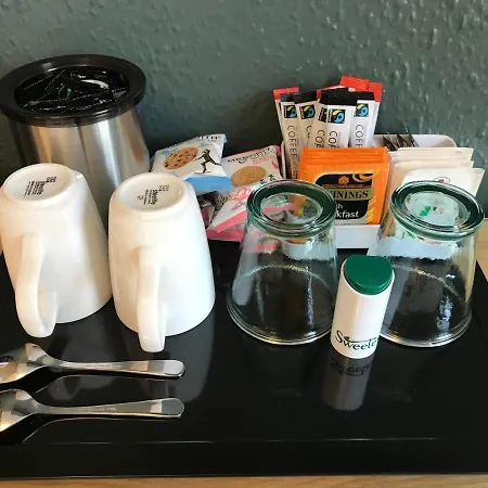 Bed & Breakfast May Cottage B&B 3*