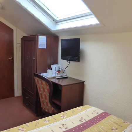 May Cottage B&B 3* Боунес-он-Уиндермер