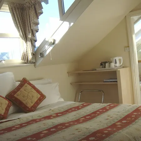 May Cottage B&B Отель типа 