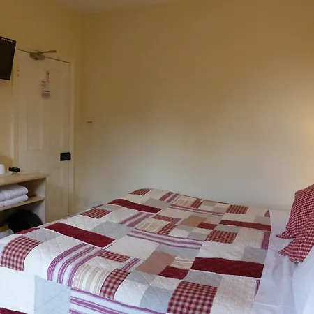 May Cottage B&B Боунес-он-Уиндермер